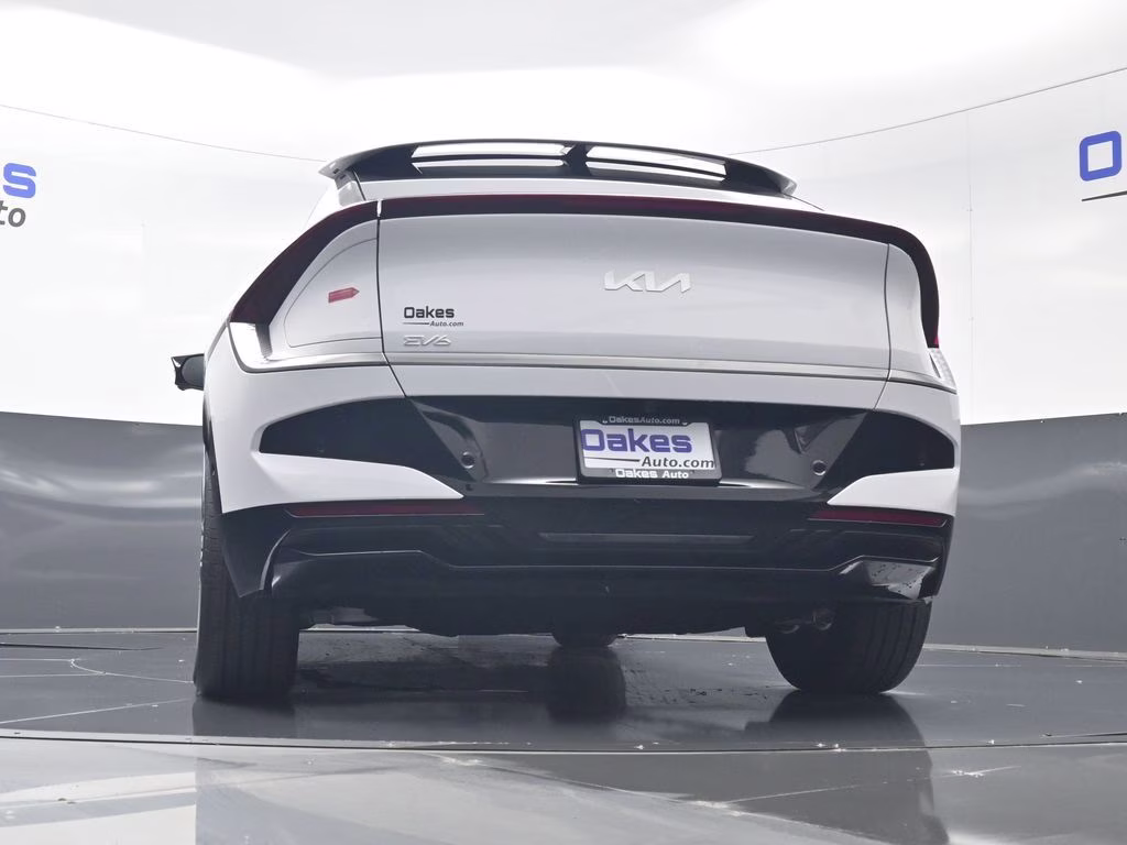 2026 Glacial White Pearl Kia EV6 Wind AWD SUV