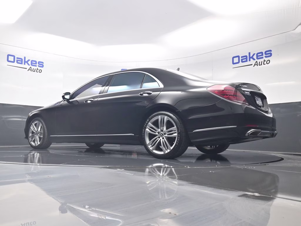 2018 Obsidian Black Metallic Mercedes-Benz S-Class S 560 AWD Sedan