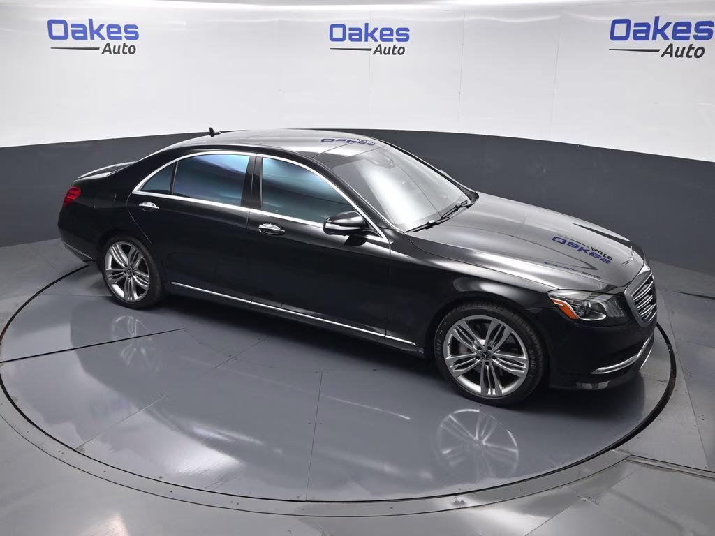 2018 Obsidian Black Metallic Mercedes-Benz S-Class S 560 AWD Sedan