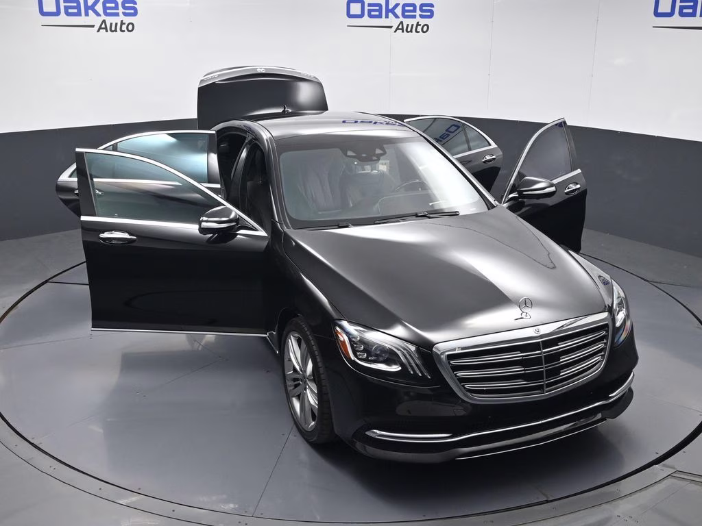 2018 Obsidian Black Metallic Mercedes-Benz S-Class S 560 AWD Sedan