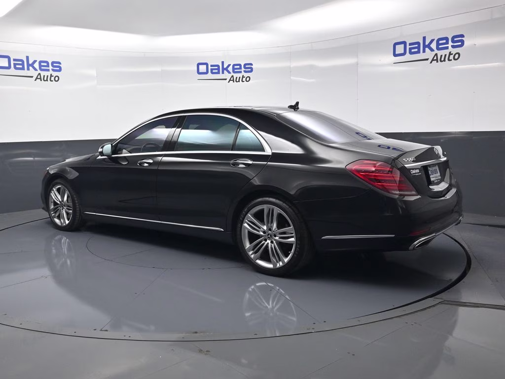 2018 Obsidian Black Metallic Mercedes-Benz S-Class S 560 AWD Sedan