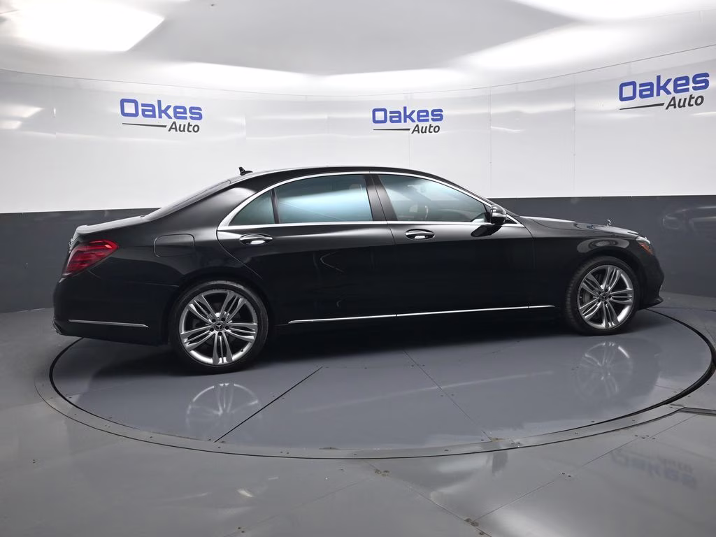 2018 Obsidian Black Metallic Mercedes-Benz S-Class S 560 AWD Sedan