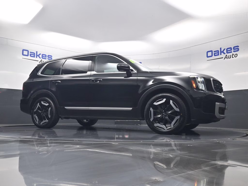2023 Ebony Black Kia Telluride EX AWD SUV
