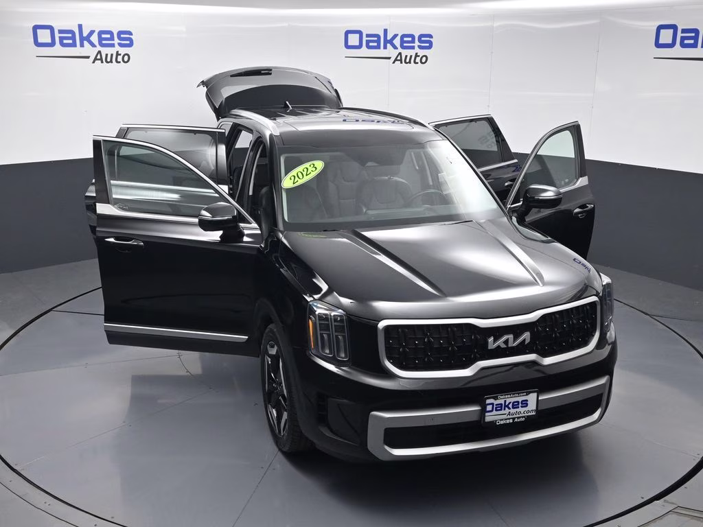 2023 Ebony Black Kia Telluride EX AWD SUV