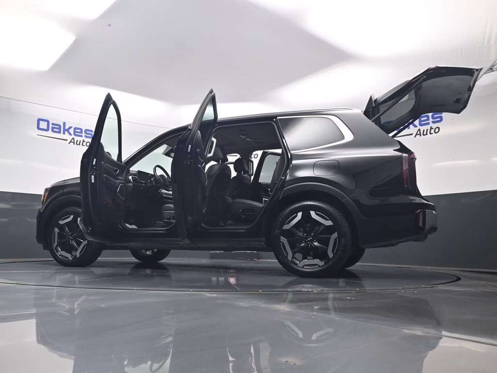 2023 Ebony Black Kia Telluride EX AWD SUV