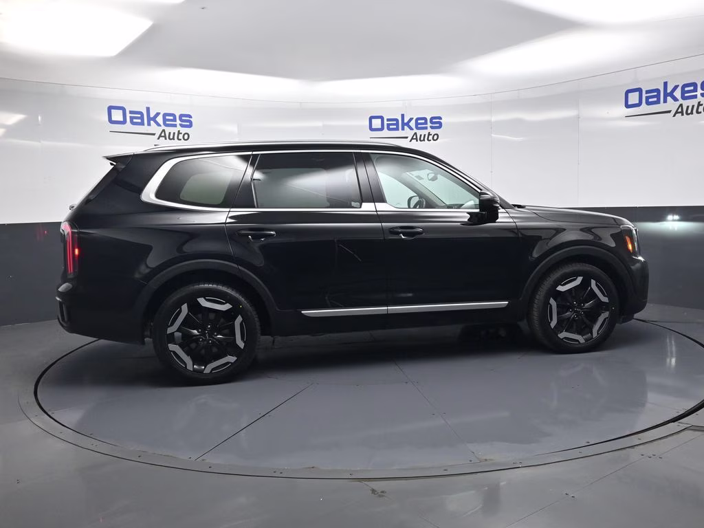 2023 Ebony Black Kia Telluride EX AWD SUV