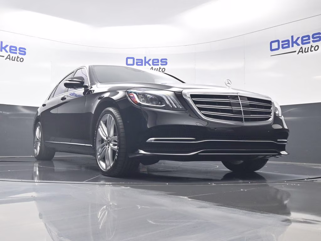 2018 Obsidian Black Metallic Mercedes-Benz S-Class S 560 AWD Sedan