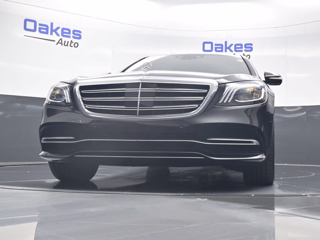 2018 Obsidian Black Metallic Mercedes-Benz S-Class S 560 AWD Sedan