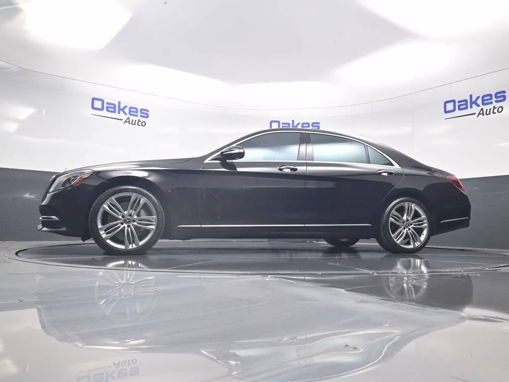 2018 Obsidian Black Metallic Mercedes-Benz S-Class S 560 AWD Sedan