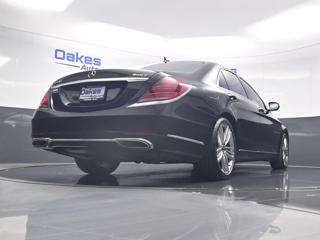 2018 Obsidian Black Metallic Mercedes-Benz S-Class S 560 AWD Sedan