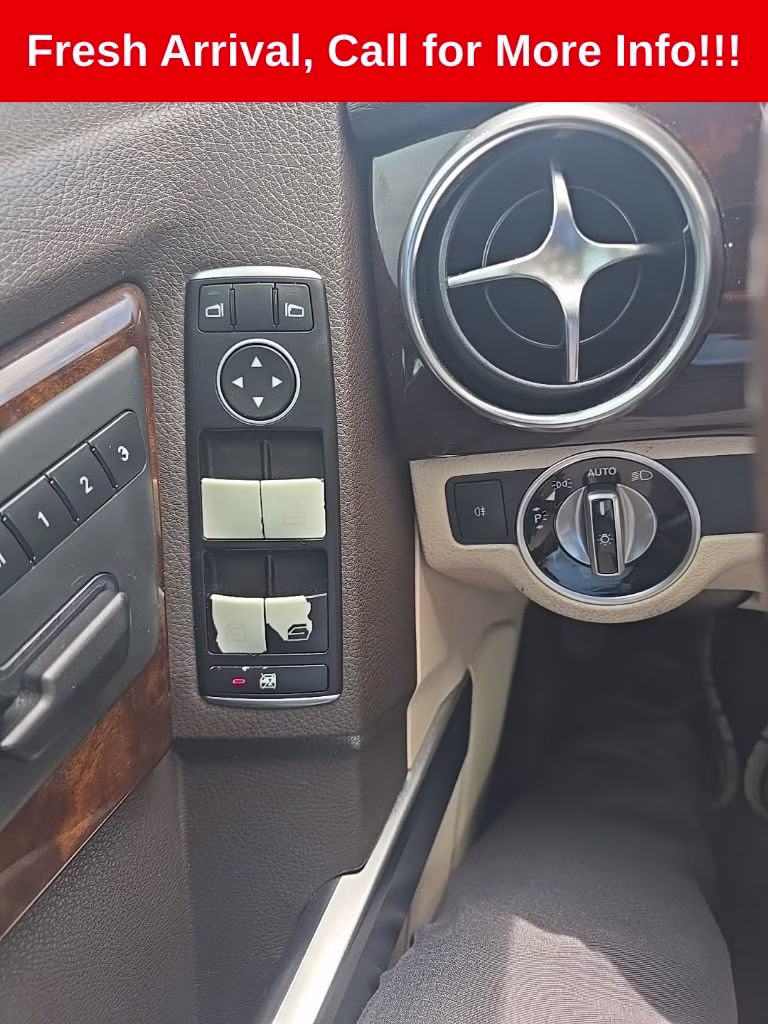 2015 Black Mercedes-Benz GLK GLK 350 RWD SUV