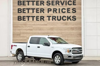 2019 Oxford White Ford F-150 XLT 4X4 Truck