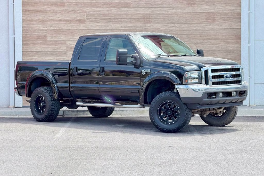 2001 Black Ford Super Duty F-250 4X4 Truck