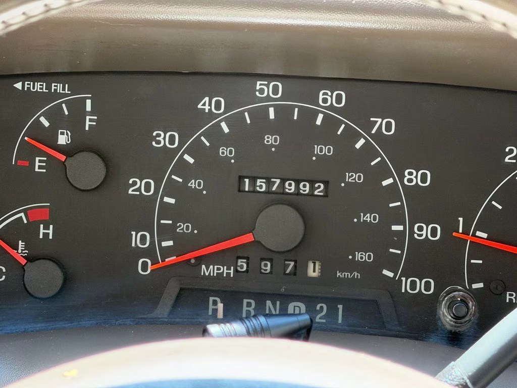2001 Black Ford Super Duty F-250 4X4 Truck