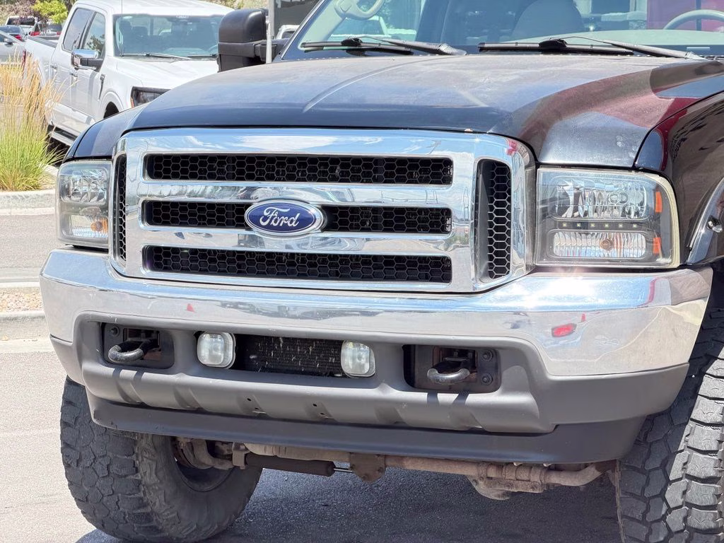 2001 Black Ford Super Duty F-250 4X4 Truck