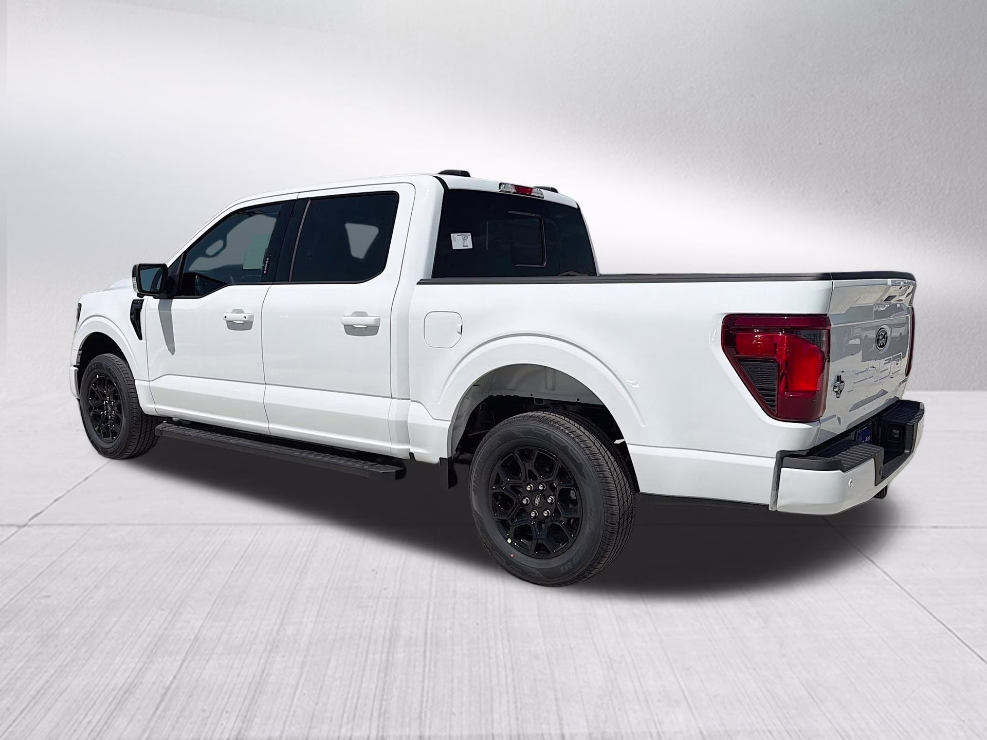 2026 Oxford White Ford F-150 XLT RWD Truck