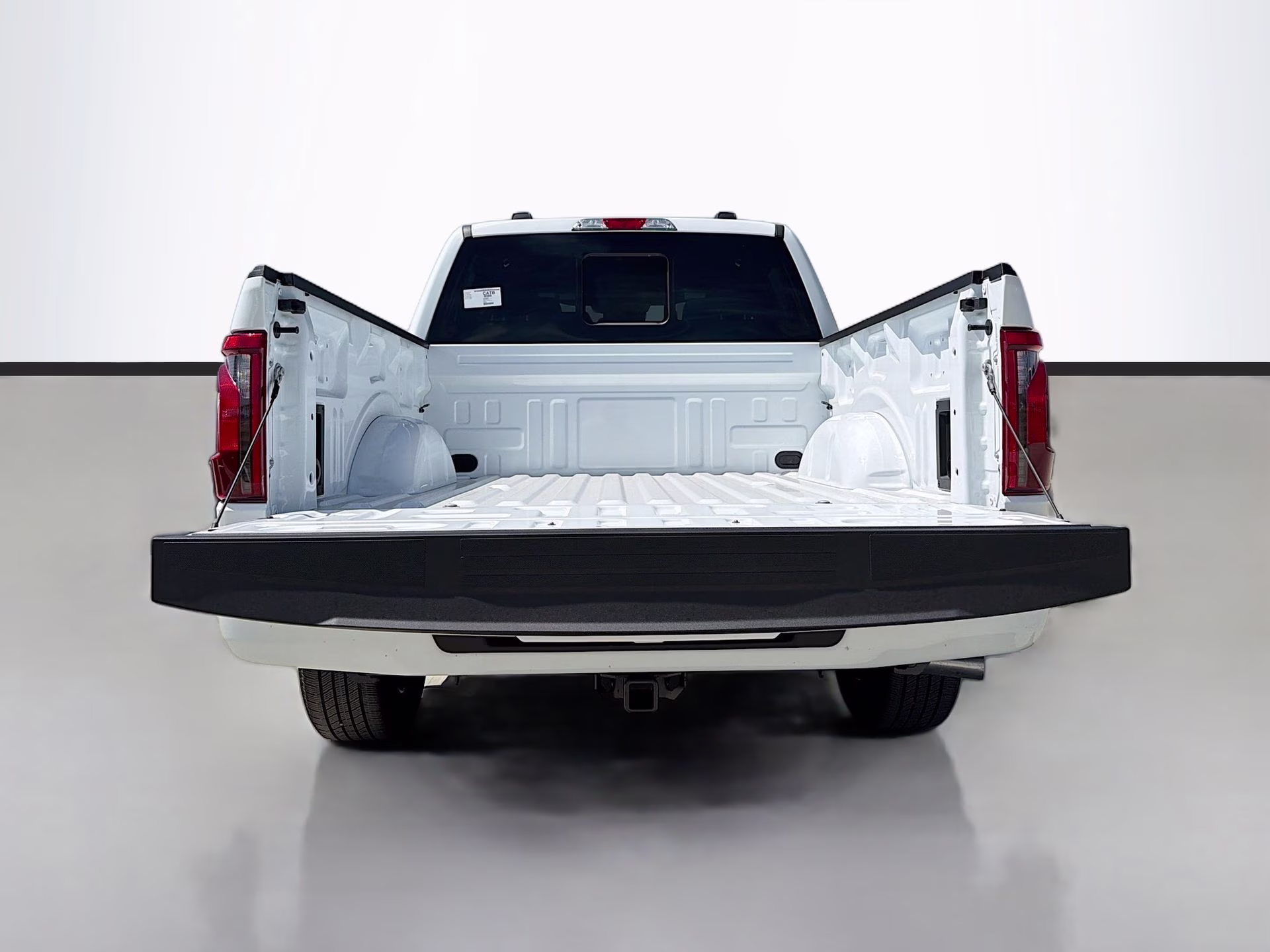2026 Oxford White Ford F-150 XLT RWD Truck