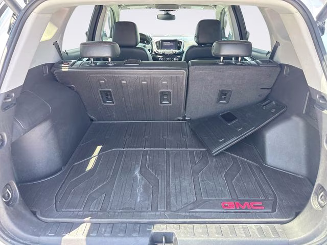 2020 Summit White GMC Terrain SLT FWD SUV