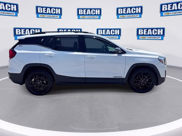 2020 Summit White GMC Terrain SLT FWD SUV