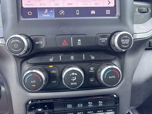 2022 Diamond Black Ram 2500 Big Horn 4X4 Truck