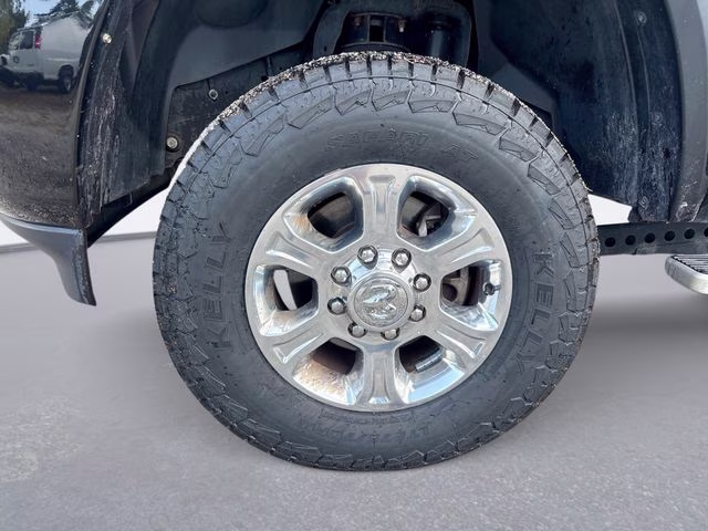 2022 Diamond Black Ram 2500 Big Horn 4X4 Truck