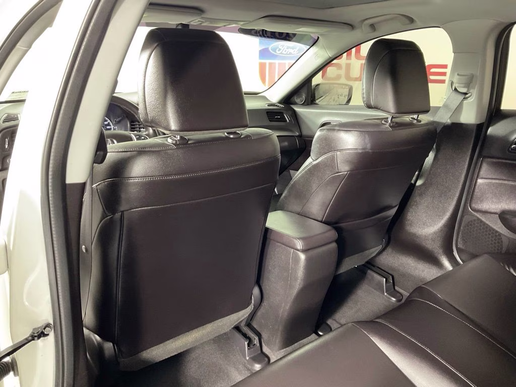 2018 White Acura ILX 2.4L FWD Sedan