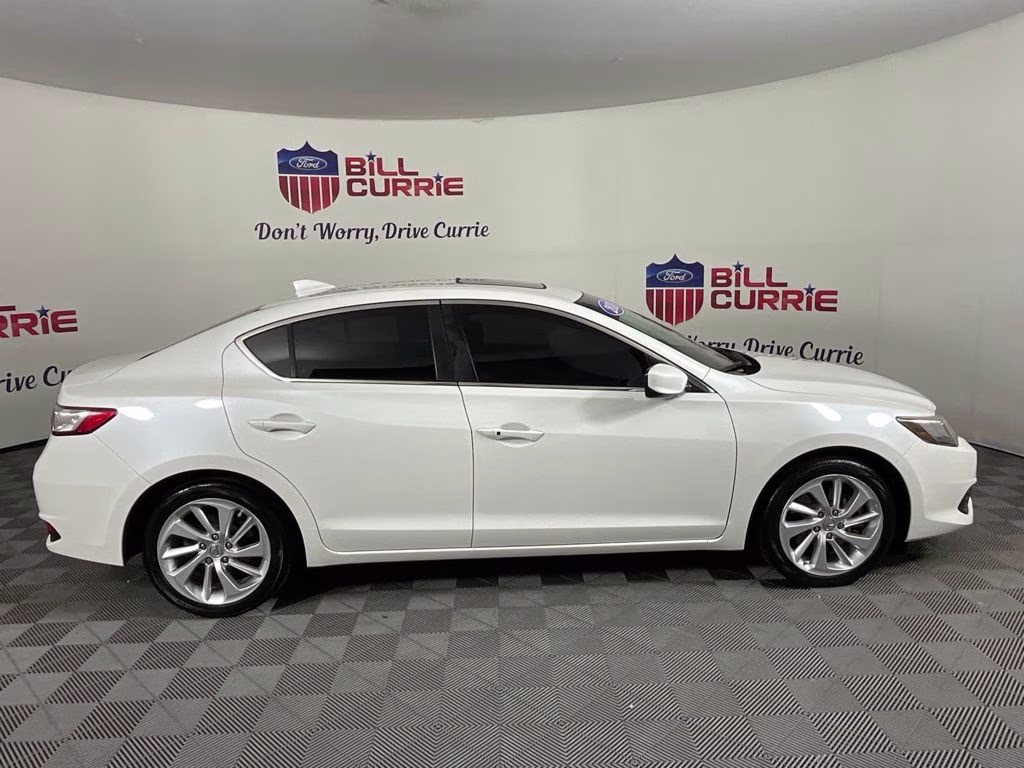 2018 White Acura ILX 2.4L FWD Sedan