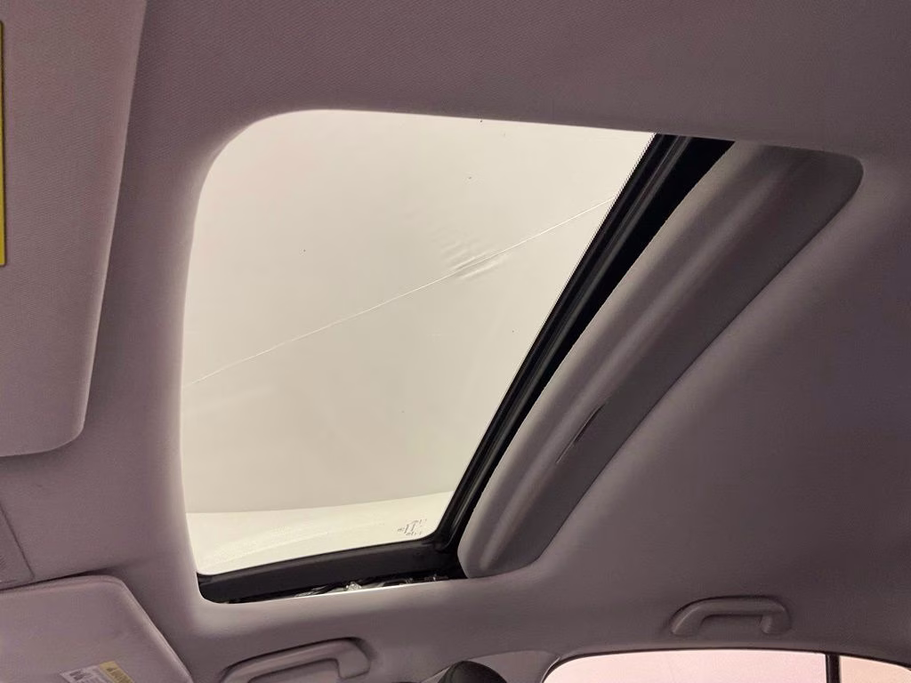 2018 White Acura ILX 2.4L FWD Sedan
