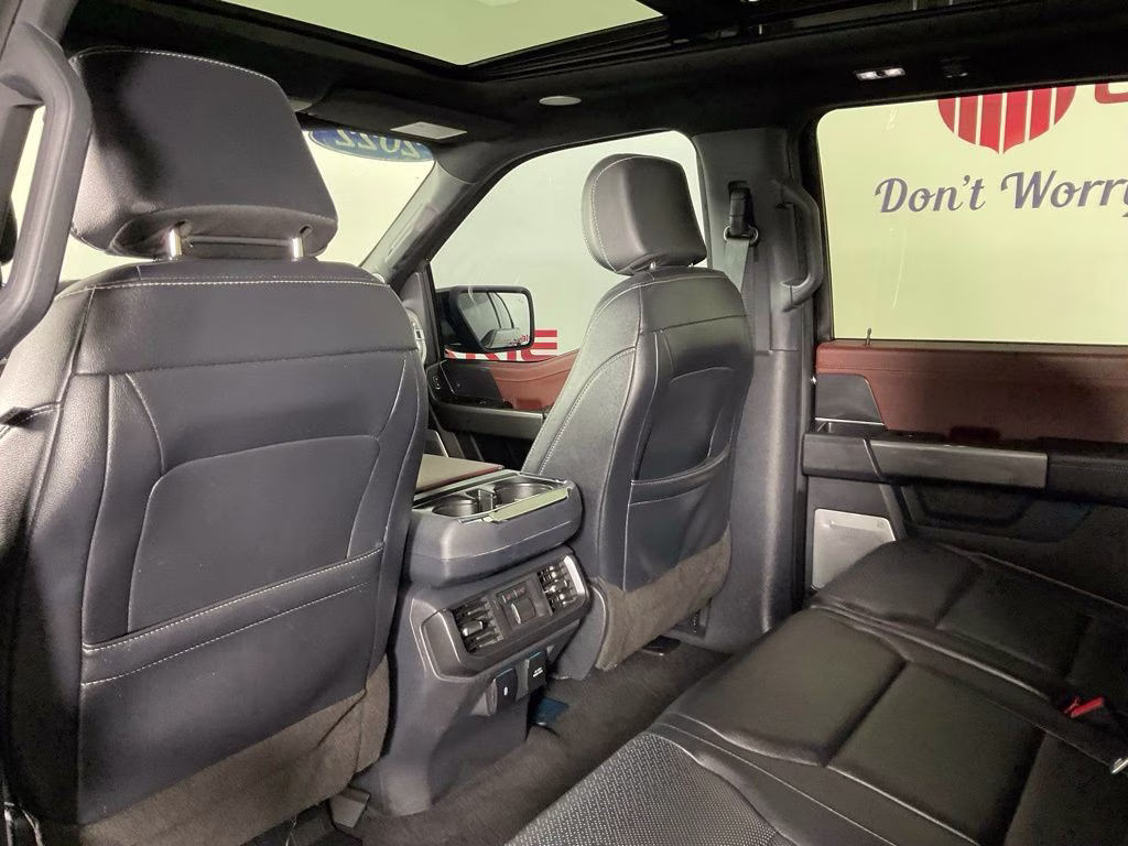 2022 Black Metallic Ford F-150 Lariat 4X4 Truck