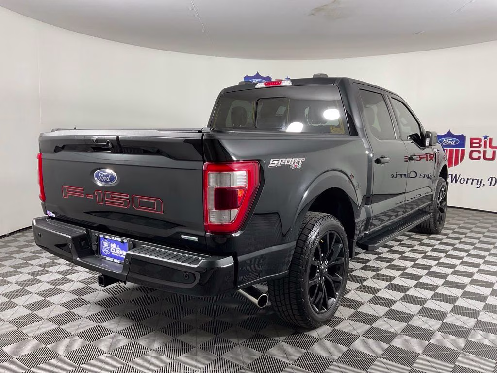 2022 Black Metallic Ford F-150 Lariat 4X4 Truck