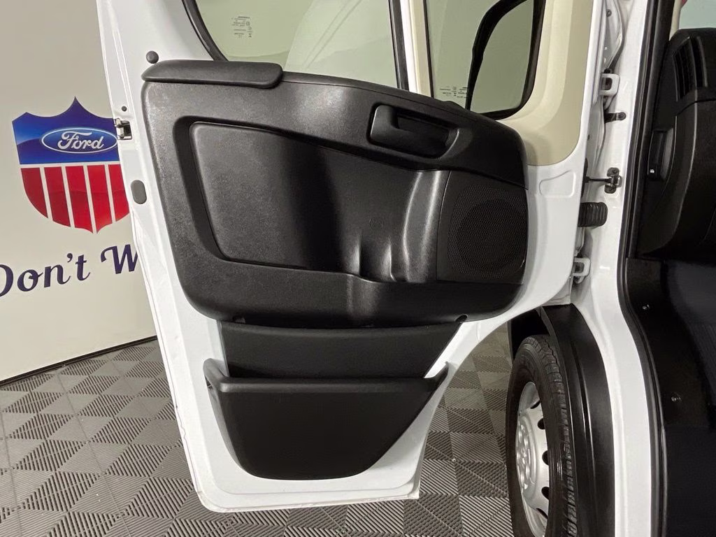 2021 Bright White Clearcoat Ram ProMaster 1500 Base FWD Van