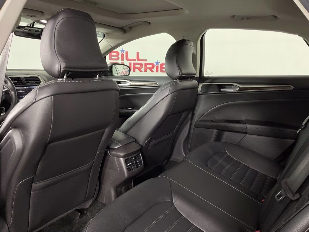 2016 Magnetic Ford Fusion SE FWD Sedan