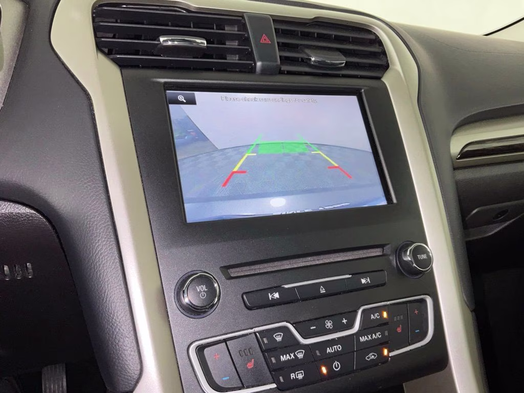 2016 Magnetic Ford Fusion SE FWD Sedan
