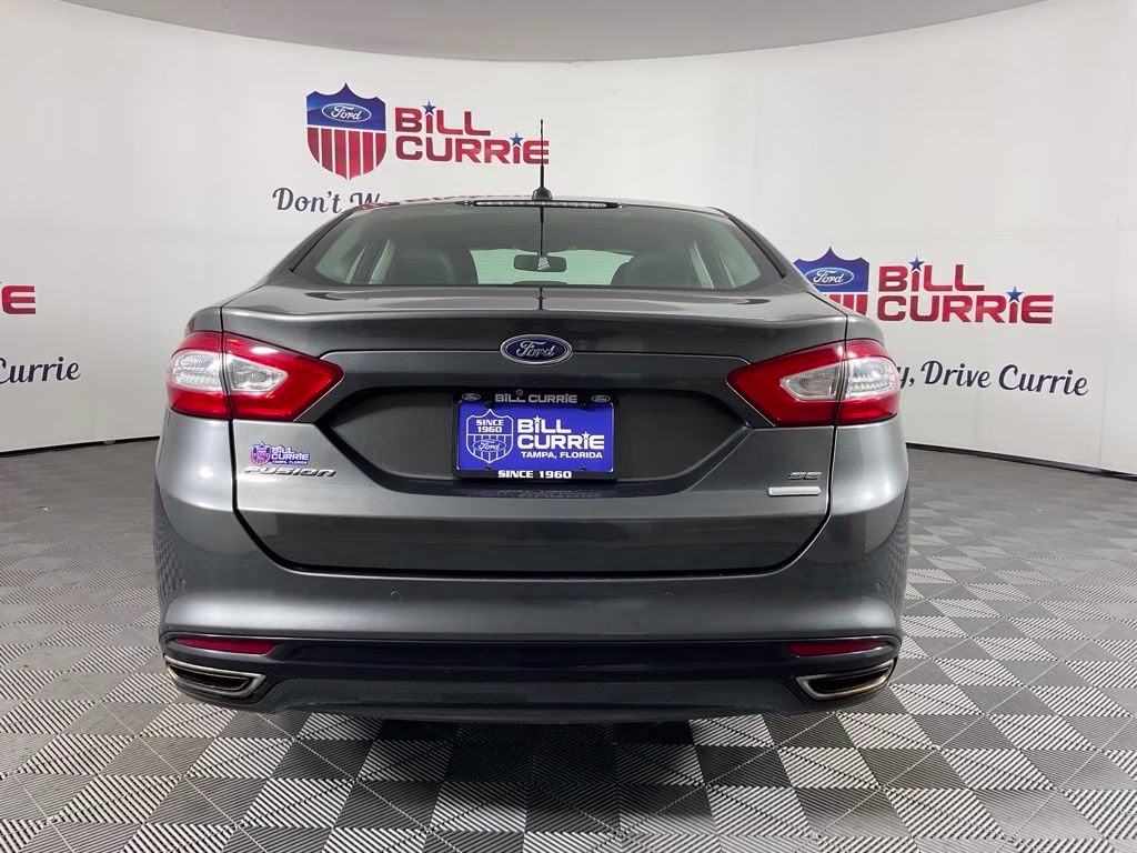 2016 Magnetic Ford Fusion SE FWD Sedan