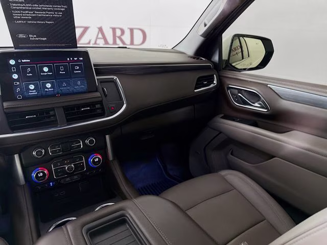 2022 White Frost Tricoat GMC Yukon XL SLT 4X4 SUV