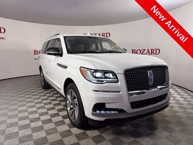 2022 Lincoln Navigator Reserve 4WD's photo