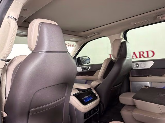 2023 Black Metallic Lincoln Navigator L Reserve 4X4 SUV