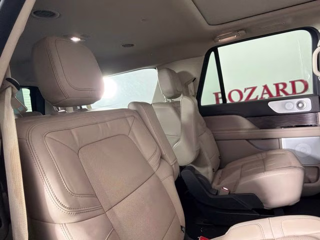 2023 Black Metallic Lincoln Navigator L Reserve 4X4 SUV