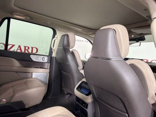 2023 Black Metallic Lincoln Navigator L Reserve 4X4 SUV