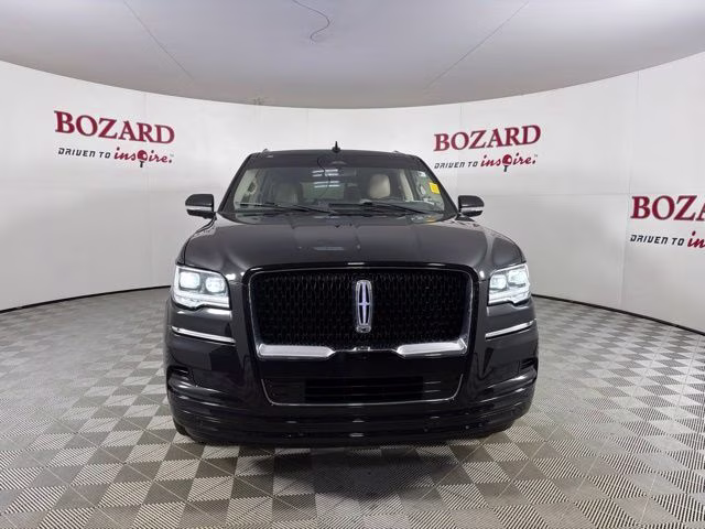 2023 Black Metallic Lincoln Navigator L Reserve 4X4 SUV