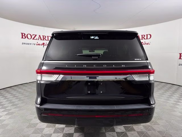 2023 Black Metallic Lincoln Navigator L Reserve 4X4 SUV
