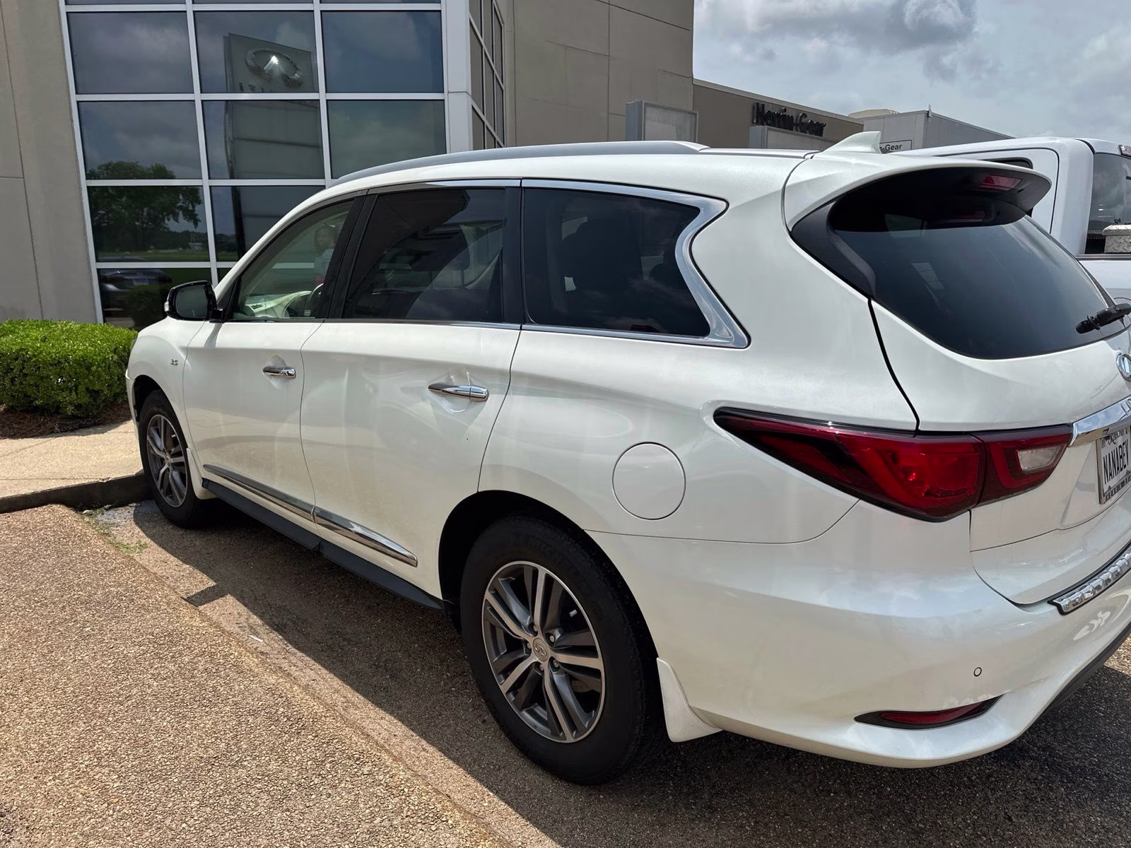 2020 Majestic INFINITI QX60 LUXE FWD SUV