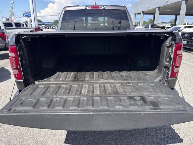 2020 Crystal Metallic Ram 1500 Laramie 4X4 Truck