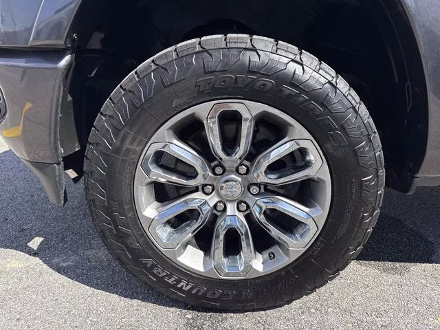 2020 Crystal Metallic Ram 1500 Laramie 4X4 Truck