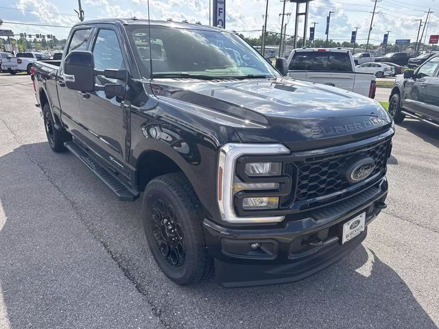 2026 Black Metallic Ford Super Duty F-250 SRW Lariat 4X4 Truck