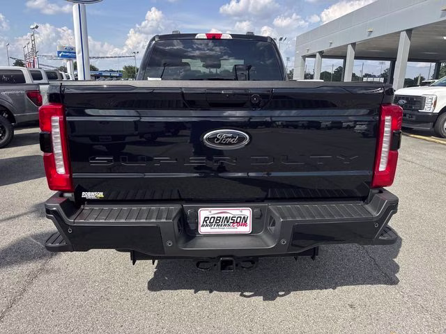 2026 Black Metallic Ford Super Duty F-250 SRW Lariat 4X4 Truck