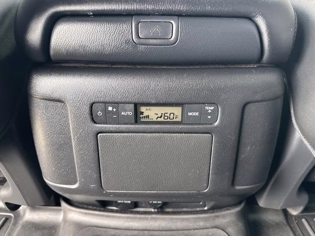 2023 Aspen White Nissan Armada SL RWD SUV