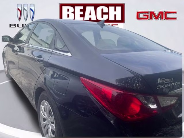 2011 Pacific Blue Pearl Hyundai Sonata GLS FWD Sedan