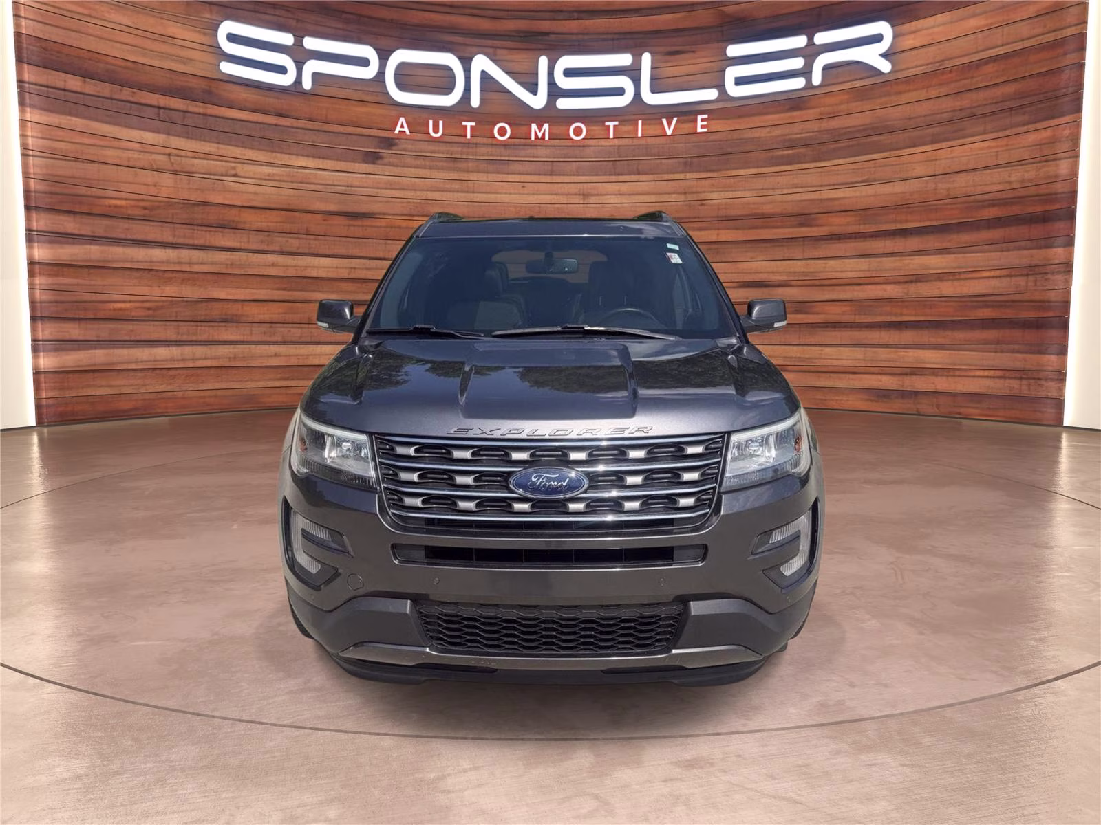 2017 Magnetic Ford Explorer XLT 4X4 SUV