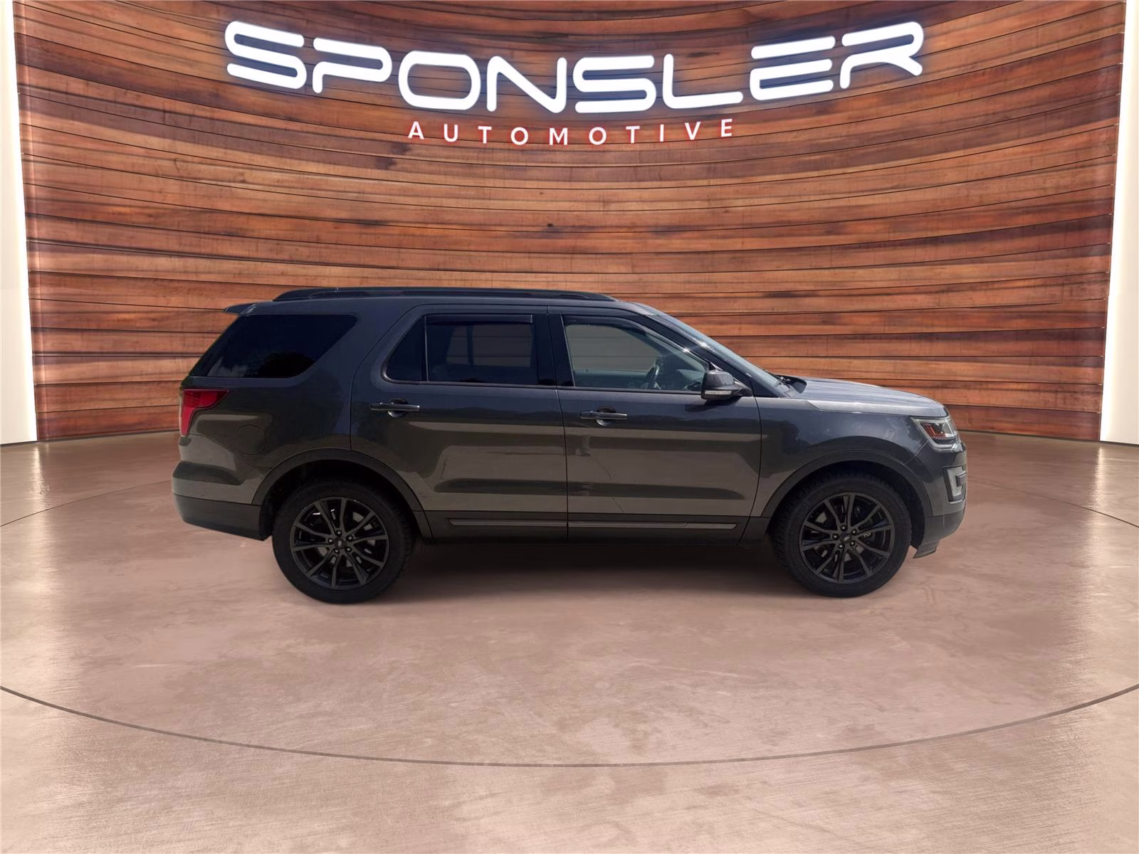 2017 Magnetic Ford Explorer XLT 4X4 SUV